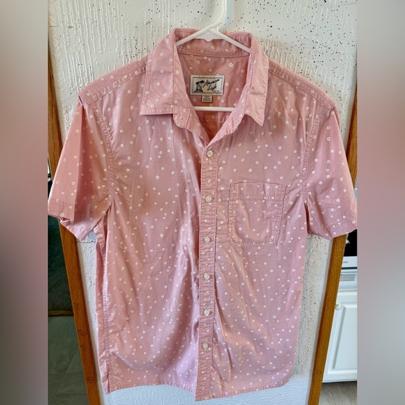 American Eagle Outfitters Other - American Eagle Outfitters Pink Casual Button Down Shirt